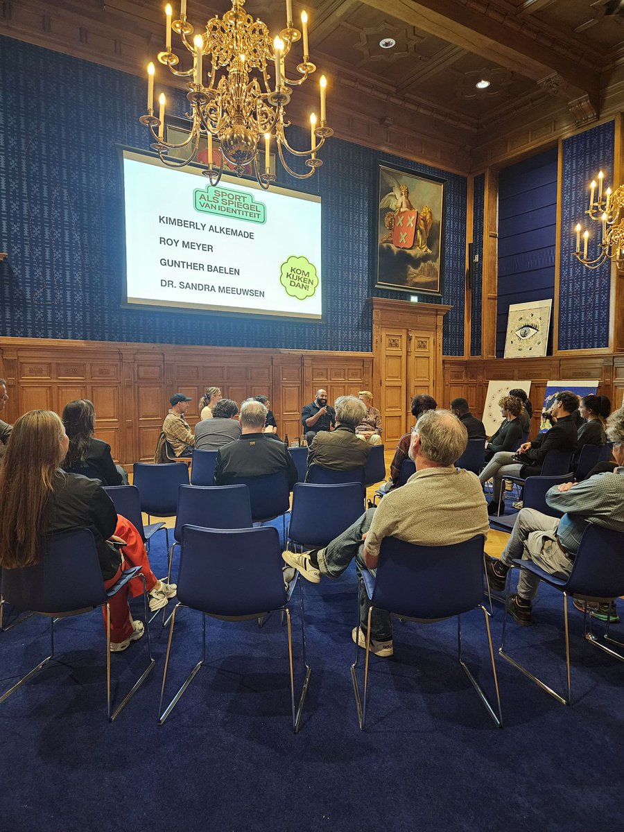 𝐇𝐞𝐭 𝐬𝐩𝐨𝐫𝐭𝐰𝐞𝐞𝐤𝐞𝐧𝐝 𝐦𝐨𝐞𝐭 𝐧𝐨𝐠 𝐛𝐞𝐠𝐢𝐧𝐧𝐞𝐧, 𝐦𝐚𝐚𝐫 𝐝𝐞 𝐝𝐨𝐧𝐝𝐞𝐫𝐝𝐚𝐠 𝐰𝐚𝐬 𝐚𝐥 𝐦𝐚𝐠𝐢𝐬𝐜𝐡!🥰

🏀 Heroes Den Bosch kampioen
🏃 Niels Rutten vlammend op de Alpe d’HuZes
🚴 ZLM theater tour
🖼 Sportexpositie met Roy Meyer

#fanvanfans