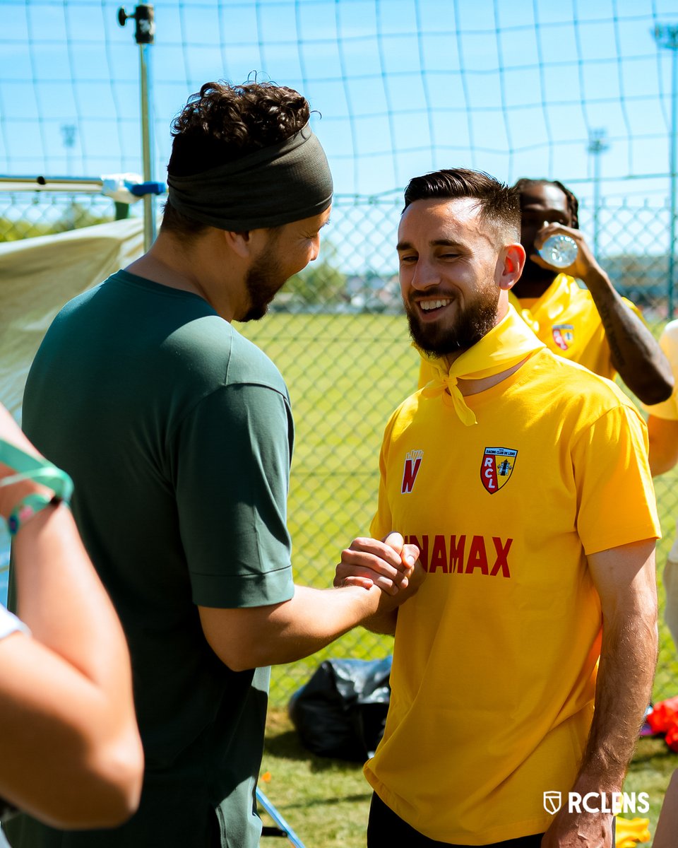 RCLens's tweet photo. Aventuriers d'un ๐๐๐๐, compรฉtiteurs de ๐๐๐๐๐๐๐๐ ๐
Associรฉs ร des candidats aguerris, les Lensois Andy Diouf, Goduine Koyalipou, Adrien Thomasson et @Westar974 ont donnรฉ de leur personne pour ๐ช๐๐๐๐๐ ๐ณ๐๐๐๐ !
L'รฉpisode ๐ https://t.co/aREMGAZHPg
#Netfrites https://t.co/2lP8MjmHAz