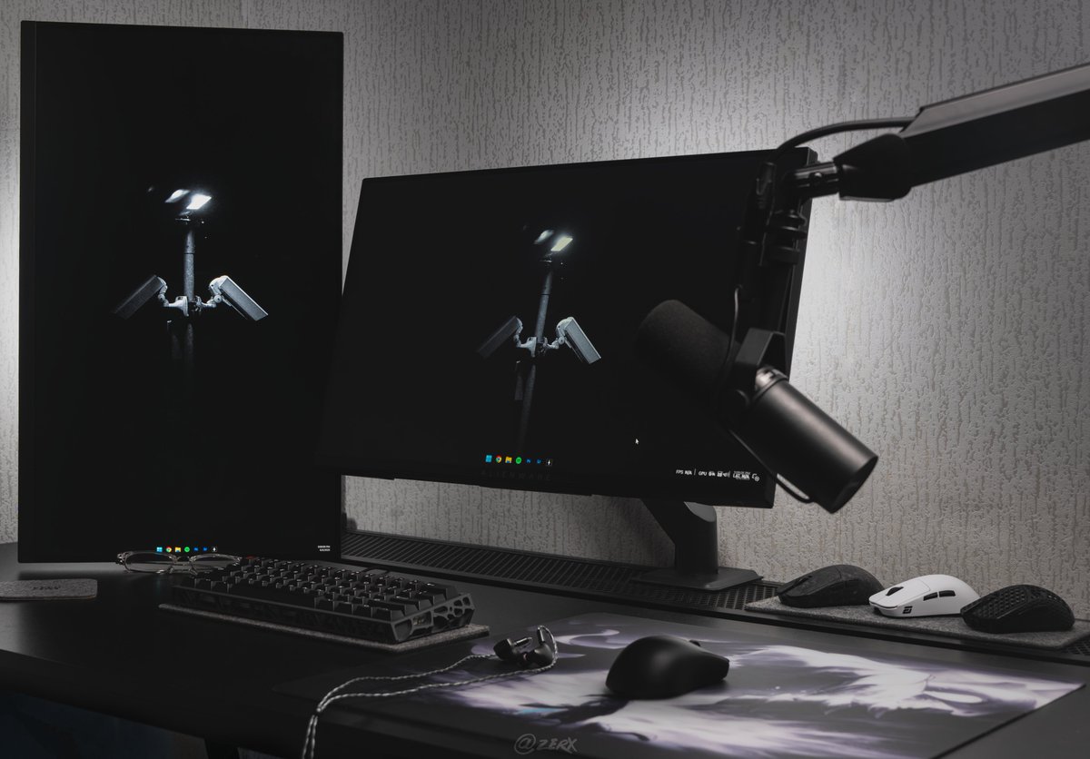 I dont like this, but fuck it

#desksetup