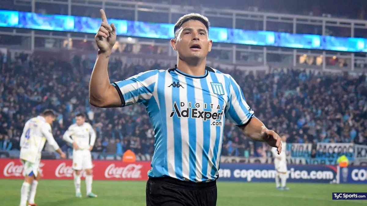 racingdealma's tweet image. A pesar de la oferta de River, la dirigencia de #Racing por ahora no piensa en una mejora salarial para Salas. Ya recibió una hace un par de meses.