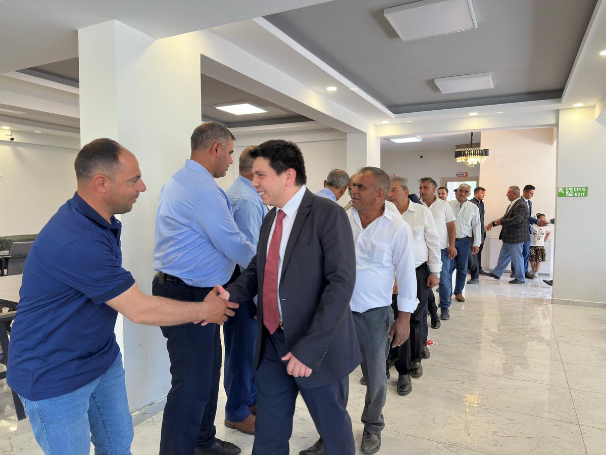 ŞİRVAN KAYMAKAMLIĞI (@sirvankymkmligi) on Twitter photo Şirvan Halkı ile bir araya gelerek birlik beraberlik içinde Kurban Bayramını kutladık.<a href="/aaaltintass/">Ahmet Ali Altıntaş</a> Şirvan Halkı ile bir araya gelerek birlik beraberlik içinde Kurban Bayramını kutladık.<a href="/aaaltintass/">Ahmet Ali Altıntaş</a>