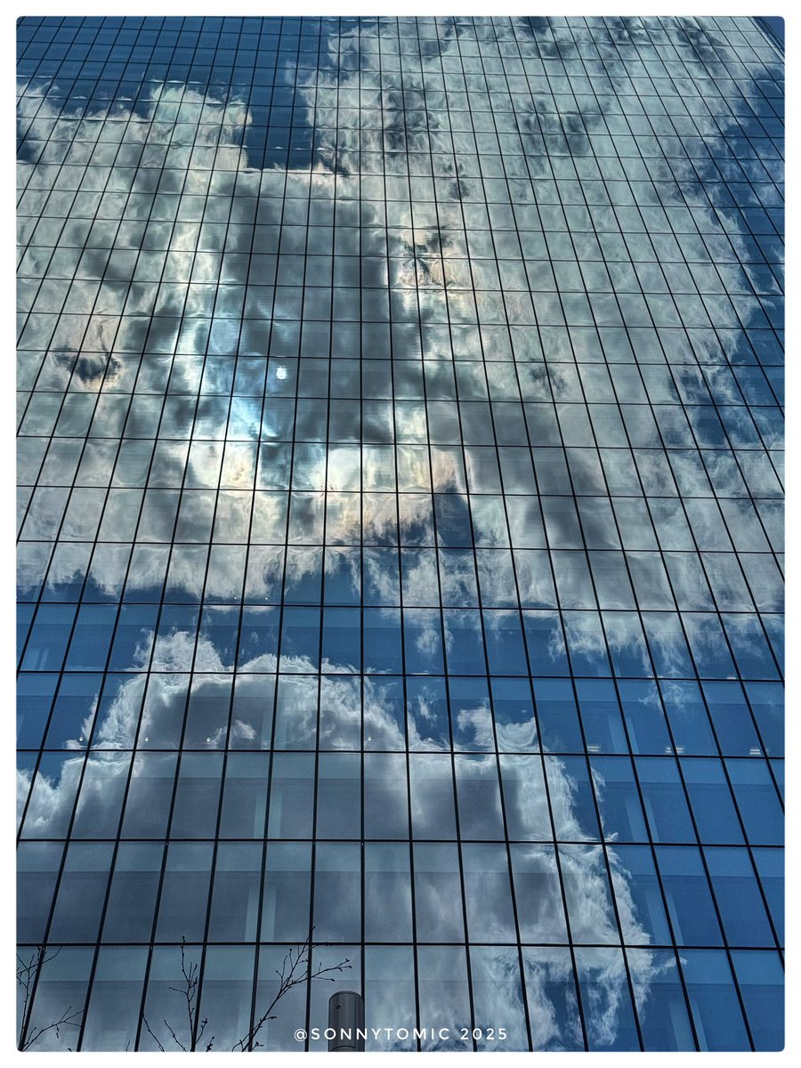 Sonny Tomic (@sonnytomic) on Twitter photo “Sky in perspective” Brookfield Tower, Calgary Downtown <a href="/CanUrbanism/">Canadian Urbanism</a> <a href="/CdnArch/">Canadian Architect</a> <a href="/downtowncalgary/">Downtown Calgary</a> “Sky in perspective” Brookfield Tower, Calgary Downtown <a href="/CanUrbanism/">Canadian Urbanism</a> <a href="/CdnArch/">Canadian Architect</a> <a href="/downtowncalgary/">Downtown Calgary</a>