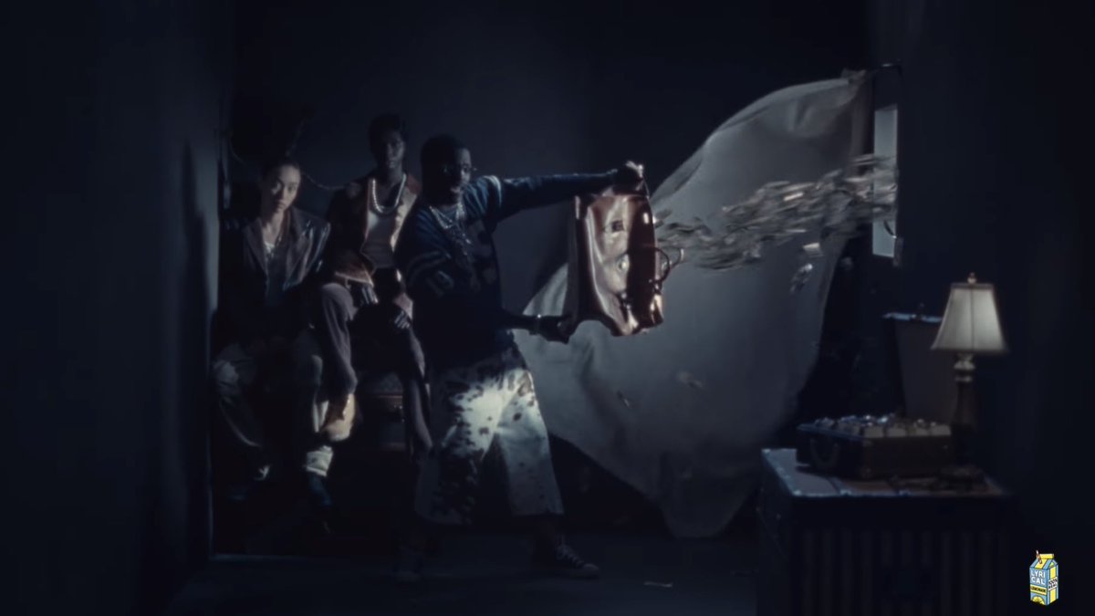 PigsAndPlans's tweet image. Lil Yachty’s new single “MURDA” is out now, featuring a Lyrical Lemonade video directed by AMD and Little Miles 🎬

The song is produced by SADPONY, Cade, Kat Lightning and Yachty himself.