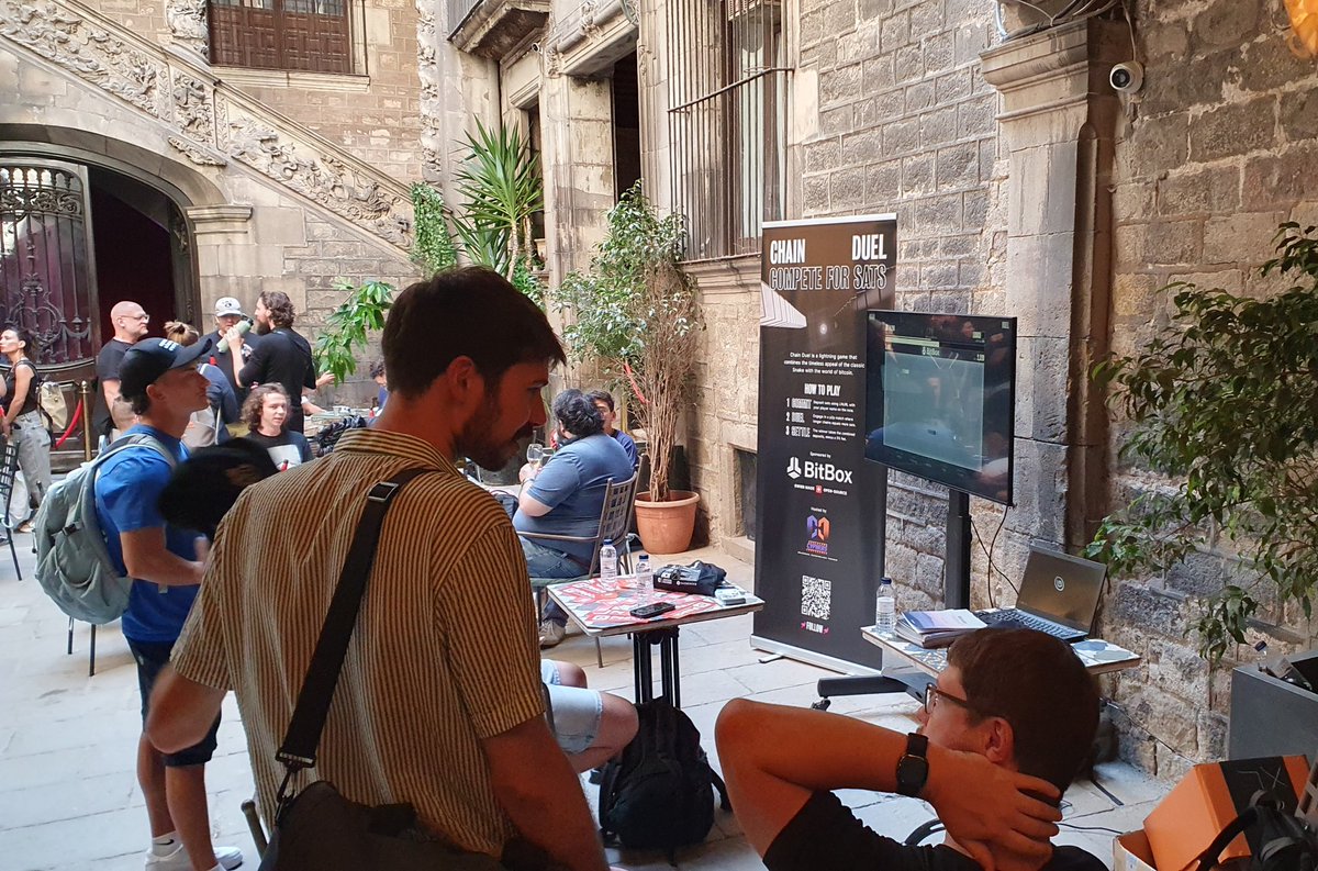 chainduel's tweet image. At @bcc8333, we brought Chain Duel to life once again.
There's something powerful about meeting Bitcoiners in person, with real sats on the line. This is what adoption feels like.
Send your love to our sponsor @BitBoxSwiss 💜