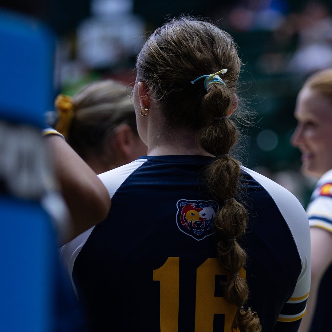 UNC_BearsVB's tweet image. Flashback to sweeping the state last season🤩

Run it back this year?

#BearWitness | BlueCollarGoldStandard | #BigSkyVB