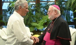 Rodrigo Malmierca Díaz (@r_malmierca) on Twitter photo #Cuba. Presidente <a href="/DiazCanelB/">Miguel Díaz-Canel Bermúdez</a> recibió a Monseñor Paul Richard Gallaguer, Secretario para Relaciones con los Estados y Organizaciones Internacionales de la Santa Sede, reiterando voluntad fortalecer diálogo bilateral. Presidente envió mensaje a Su Santidad León XIV. #Cuba. Presidente <a href="/DiazCanelB/">Miguel Díaz-Canel Bermúdez</a> recibió a Monseñor Paul Richard Gallaguer, Secretario para Relaciones con los Estados y Organizaciones Internacionales de la Santa Sede, reiterando voluntad fortalecer diálogo bilateral. Presidente envió mensaje a Su Santidad León XIV.