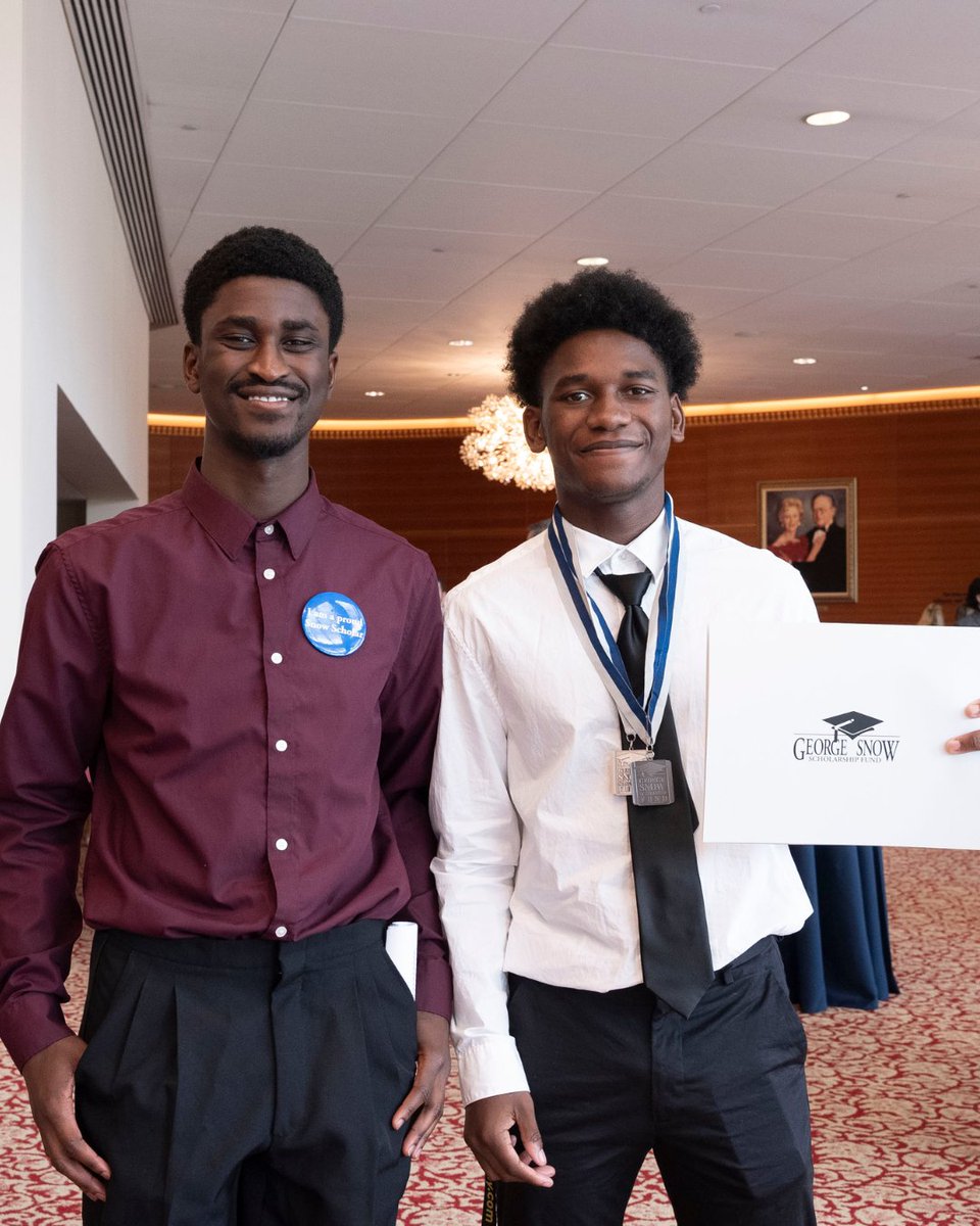 snowscholarship's tweet image. 🎓Happy National Higher Education Day! 
This day is a reminder of why we pour our hearts into this work—our #SnowScholars. Thank you to everyone who believes in the power of higher education and helps make it possible!