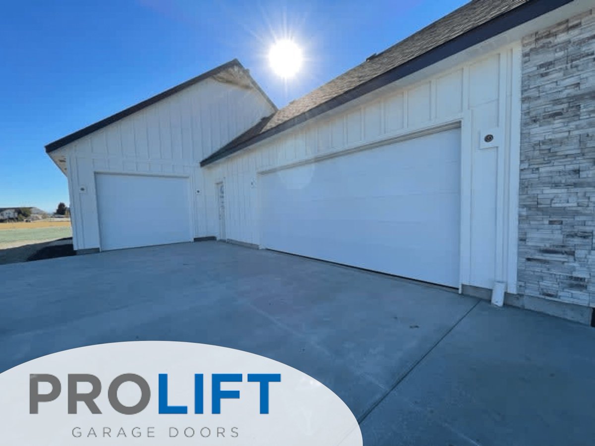 Proliftidaho's tweet image. Revamp your home&apos;s exterior with a beautiful new garage door! 🌟 

Book Online:
canyoncounty.proliftdoors.com/prolift-doors-…

RCE-64758

 #ProLiftDoors #HomeTransformation #GarageDoorStyle #CurbAppealMatters #UpgradeYourHome #InspireDesign