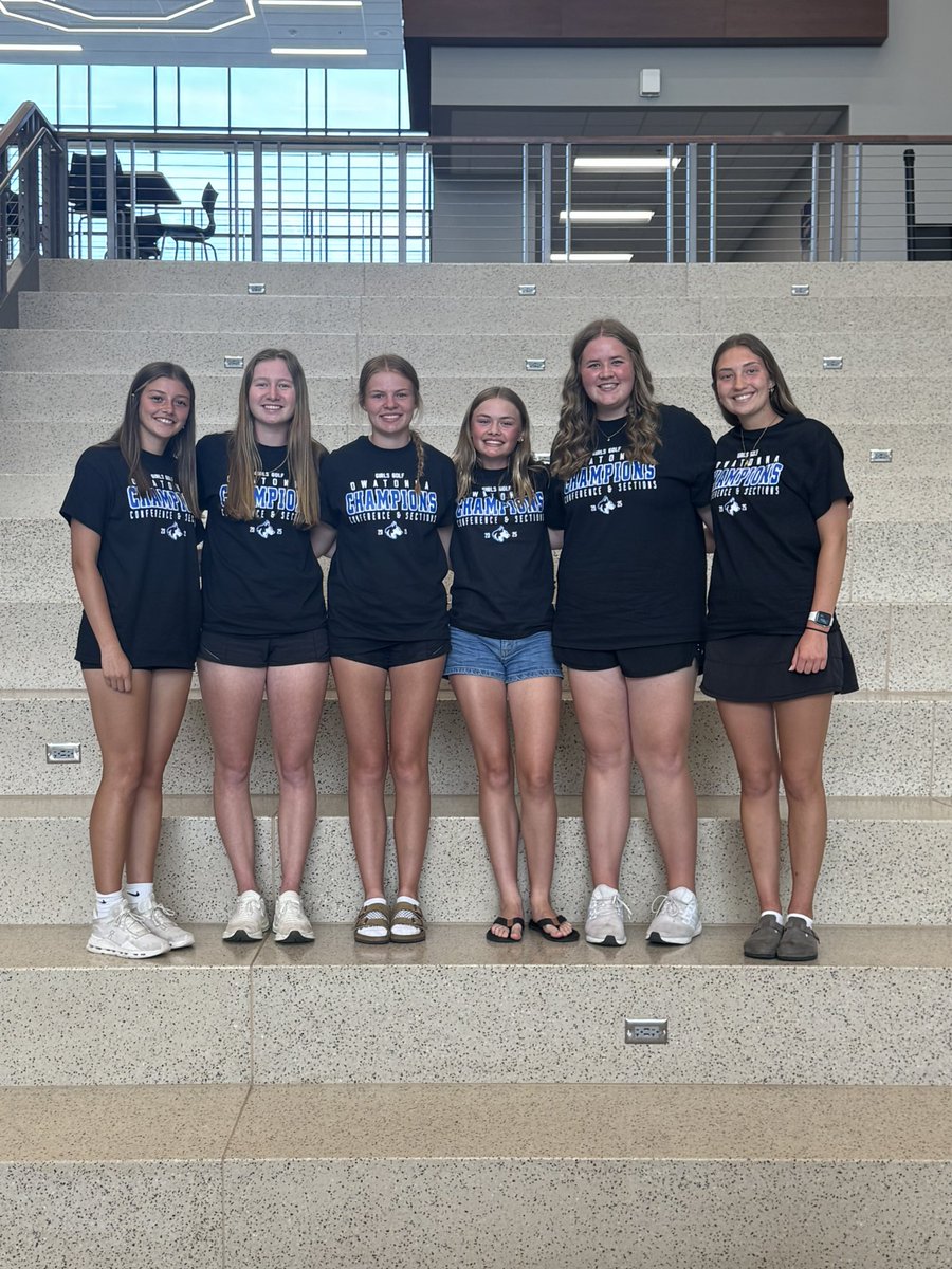tonnagirlsgolf's tweet photo. Thank you @ohsoffice and @OwatonnaHuskies for an awesome send off for these AMAZING young ladies. They are ready to tackle State next week! #letsgo #Believe https://t.co/brYgIh1XUG
