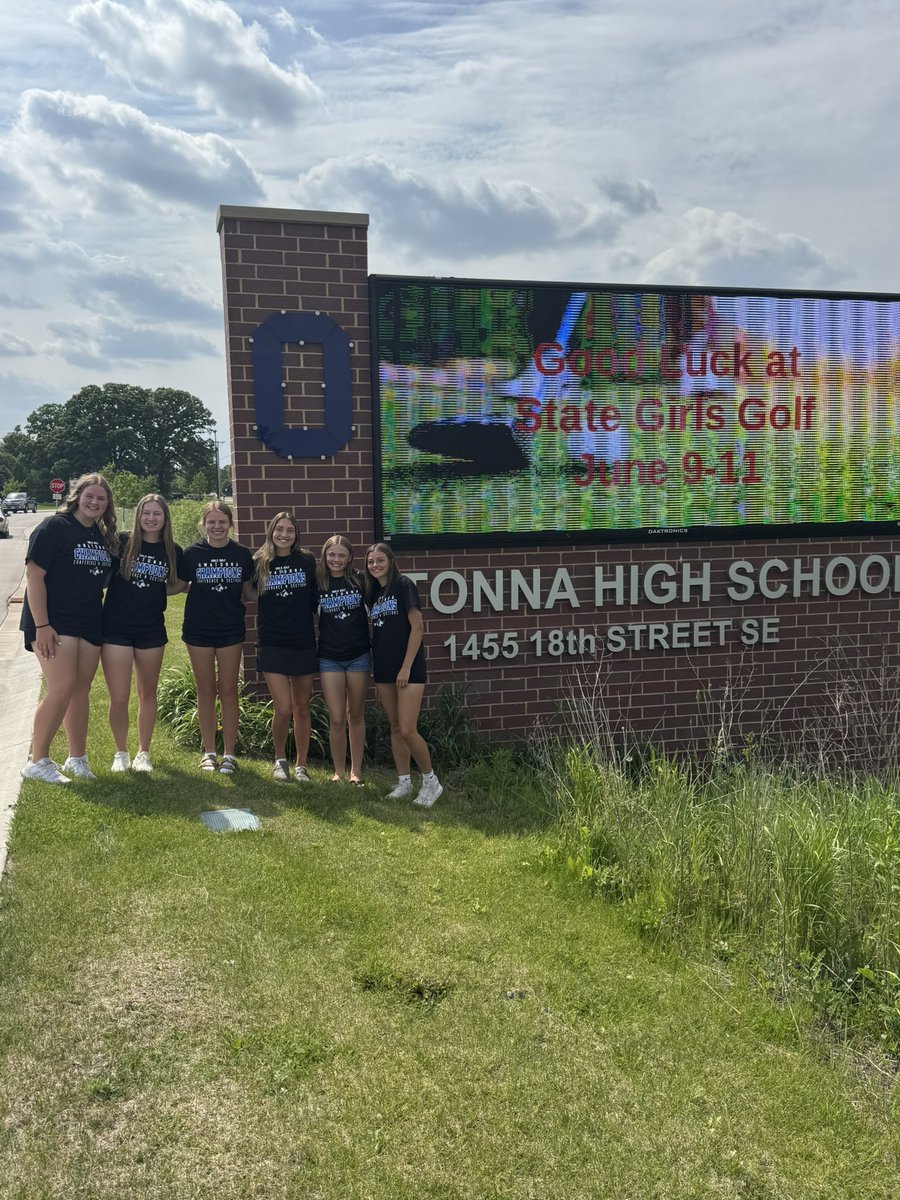 Thank you <a href="/ohsoffice/">Owatonna High School</a> and <a href="/OwatonnaHuskies/">Activities Director</a> for an awesome send off for these AMAZING young ladies. They are ready to tackle State next week! #letsgo #Believe