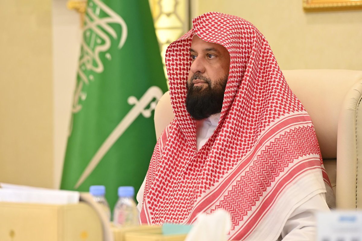 الرئيس العام لـ #هيئة_الأمر_بالمعروف والنهي عن المنكر يرفع التهنئة للقيادة الرشيدة بمناسبة #عيد_الأضحى_المبارك.

pv.gov.sa/news/Pages/N1-…