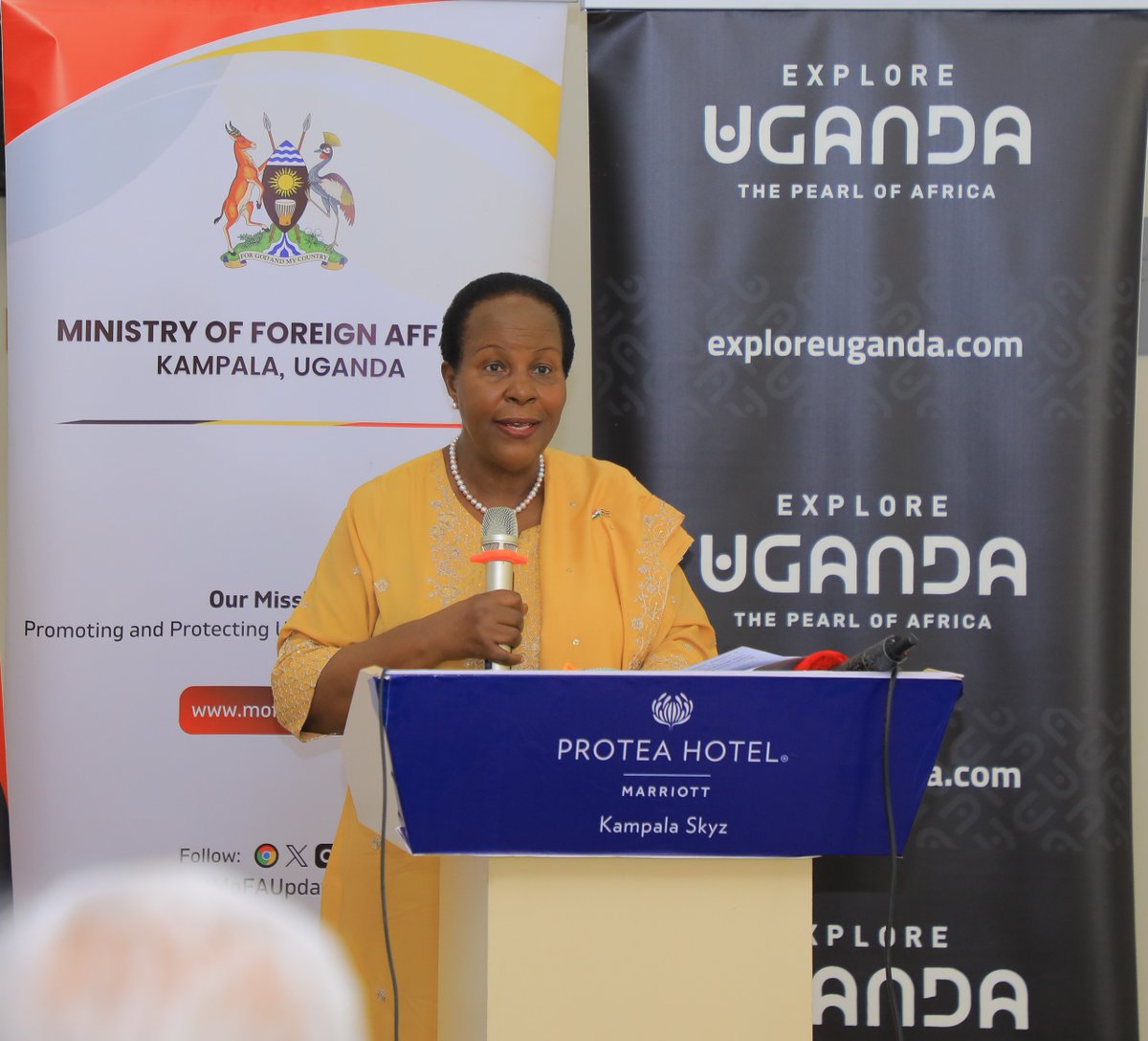 Government of Uganda (@govuganda) on Twitter photo ๐.๐. ๐๐ซ๐ฌ. ๐๐จ๐ฒ๐๐ ๐๐ข๐ค๐๐๐ฎ๐ง๐๐ ๐๐ก๐๐ฆ๐ฉ๐ข๐จ๐ง๐ฌ ๐๐ ๐๐ง๐๐โ๐ฌ ๐๐จ๐ฎ๐ซ๐ข๐ฌ๐ฆ ๐๐จ๐ญ๐๐ง๐ญ๐ข๐๐ฅ ๐ข๐ง ๐๐ง๐๐ข๐
Her Excellency Mrs. Joyce Kikafunda, Ugandaโs High Commissioner to India, addressed the media at a press conference marking the culmination of a ๐.๐. ๐๐ซ๐ฌ. ๐๐จ๐ฒ๐๐ ๐๐ข๐ค๐๐๐ฎ๐ง๐๐ ๐๐ก๐๐ฆ๐ฉ๐ข๐จ๐ง๐ฌ ๐๐ ๐๐ง๐๐โ๐ฌ ๐๐จ๐ฎ๐ซ๐ข๐ฌ๐ฆ ๐๐จ๐ญ๐๐ง๐ญ๐ข๐๐ฅ ๐ข๐ง ๐๐ง๐๐ข๐
Her Excellency Mrs. Joyce Kikafunda, Ugandaโs High Commissioner to India, addressed the media at a press conference marking the culmination of a