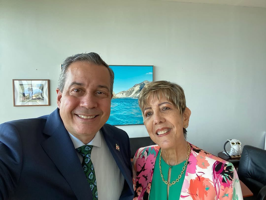 Hoy se cumplen tres años de la partida de un gran amigo y ser humano excepcional: Orlando Jorge Mera.
¡ Siempre en mi corazón ! 

#OrlandoJorgeMera #MemoriaViva #LegadoQueInspira #SiemprePresente