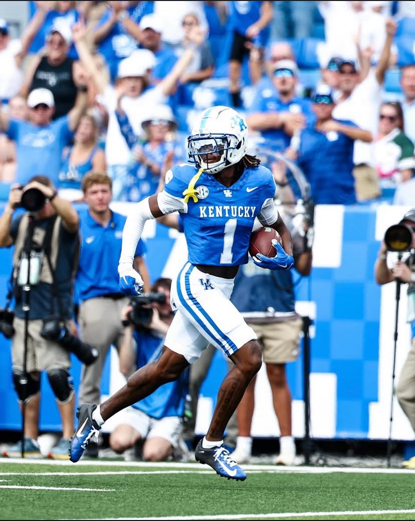 Marshaun Ivy (@m_ivy7) on Twitter photo Blessed to receive an offer from University of Kentucky!🔵⚪️ #BBN <a href="/ChadSimmons_/">ChadSimmons</a> <a href="/adamgorney/">Adam Gorney</a> <a href="/AllenTrieu/">Allen Trieu</a> <a href="/GregSmithRivals/">Greg Smith</a> <a href="/On3sports/">On3</a> <a href="/CoachBuffano/">Frank Buffano</a> <a href="/UKFootball/">Kentucky Football</a> <a href="/RitterPrep/">Cardinal Ritter College Prep Football</a> <a href="/BrennanSpain/">Coach Spain</a> <a href="/JPRockMO/">JP Rock</a> <a href="/DemetricDWarren/">Demetric D. Warren</a> <a href="/TheUCReport/">Billy Tucker</a> Blessed to receive an offer from University of Kentucky!🔵⚪️ #BBN <a href="/ChadSimmons_/">ChadSimmons</a> <a href="/adamgorney/">Adam Gorney</a> <a href="/AllenTrieu/">Allen Trieu</a> <a href="/GregSmithRivals/">Greg Smith</a> <a href="/On3sports/">On3</a> <a href="/CoachBuffano/">Frank Buffano</a> <a href="/UKFootball/">Kentucky Football</a> <a href="/RitterPrep/">Cardinal Ritter College Prep Football</a> <a href="/BrennanSpain/">Coach Spain</a> <a href="/JPRockMO/">JP Rock</a> <a href="/DemetricDWarren/">Demetric D. Warren</a> <a href="/TheUCReport/">Billy Tucker</a>