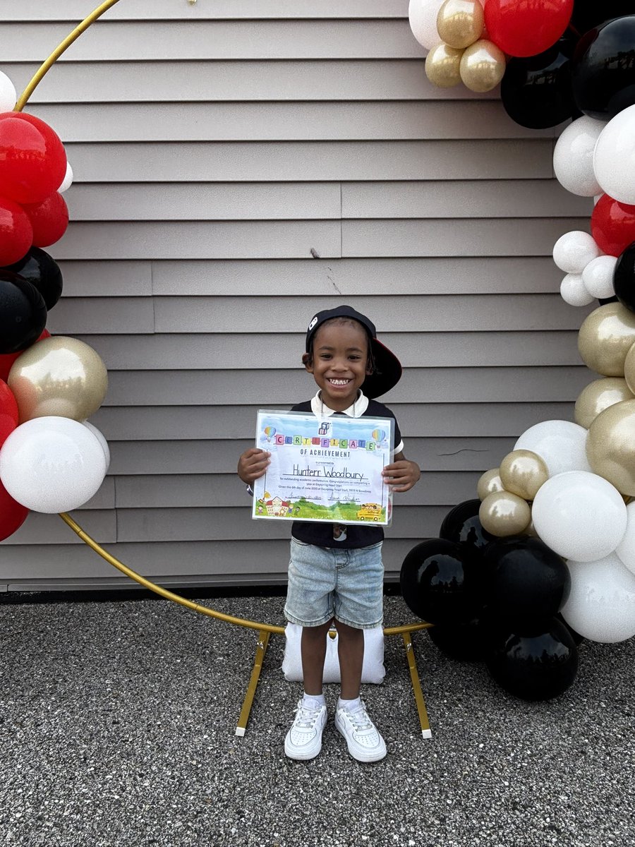 FOP_GG's tweet photo. congratulations little one 💕💕💕 big accomplishments 🤞🏾🥹 so proud of you man !! https://t.co/uyfxqdB8L2