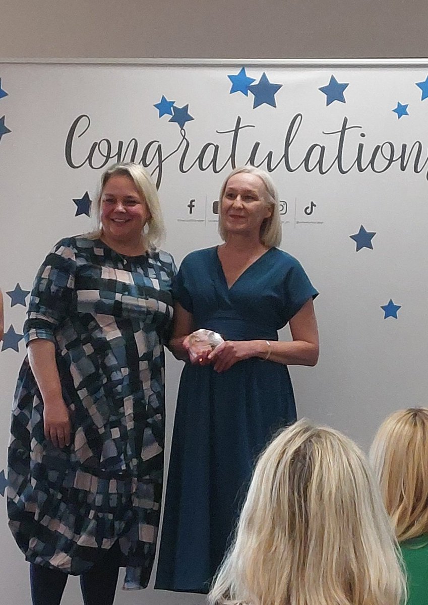 Amanda Dufley (@akdufley) on Twitter photo Great to be at the Excellence in Healthcare awards <a href="/worcester_uni/">University of Worcester</a> Congratulations to Beth Newitt who recieved the award for Diagnostic Radiography Practice Education <a href="/WorcsAcuteNHS/">Worcestershire Acute NHS</a> 2nd year in a row! 👏👏<a href="/LouPearsonNHS/">Louise Pearson 💙</a> <a href="/HayterRachael/">Rachael Hayter</a> Great to be at the Excellence in Healthcare awards <a href="/worcester_uni/">University of Worcester</a> Congratulations to Beth Newitt who recieved the award for Diagnostic Radiography Practice Education <a href="/WorcsAcuteNHS/">Worcestershire Acute NHS</a> 2nd year in a row! 👏👏<a href="/LouPearsonNHS/">Louise Pearson 💙</a> <a href="/HayterRachael/">Rachael Hayter</a>