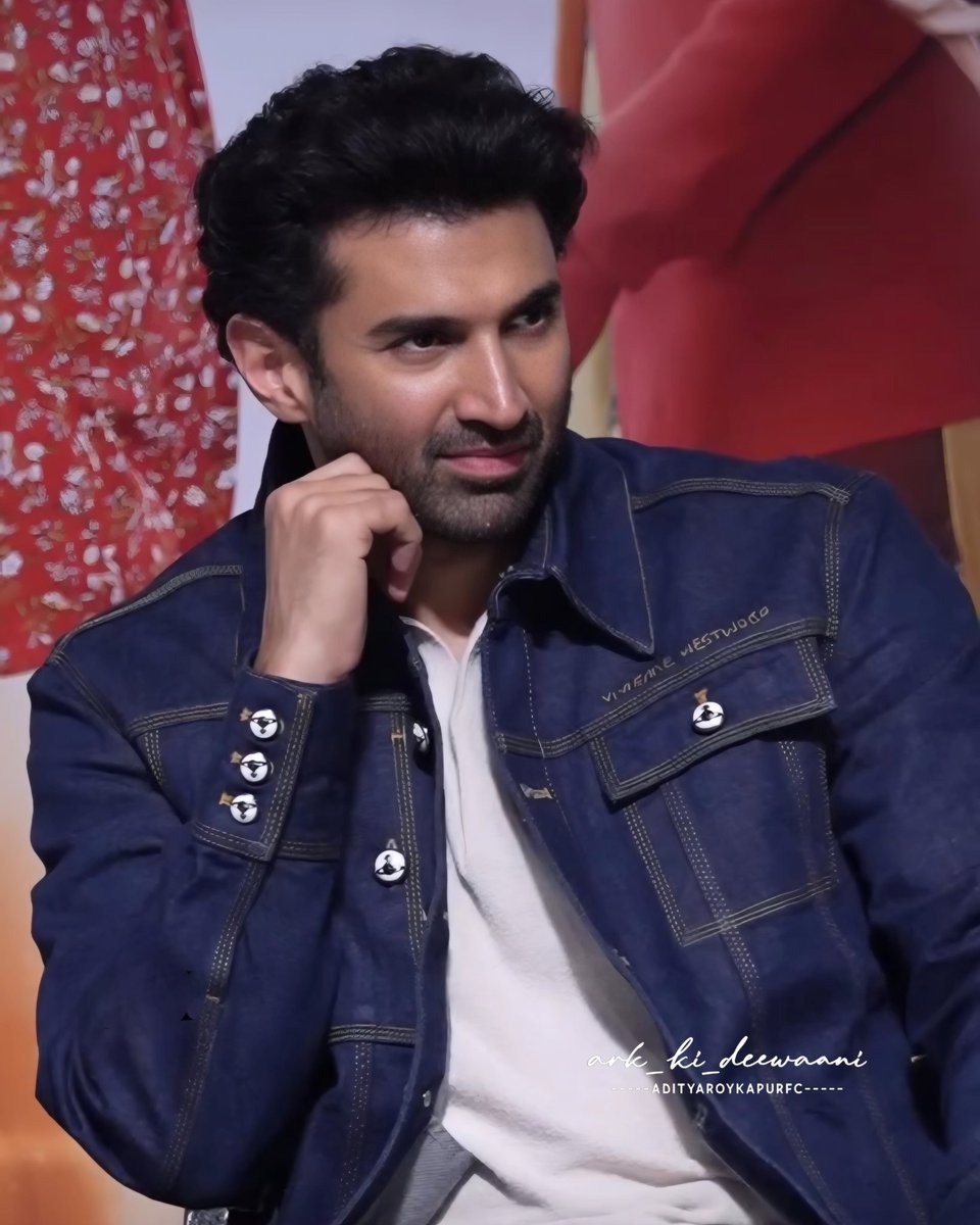 #MetroInDino promotions
#Adityaroykapur #adityaroykapoor