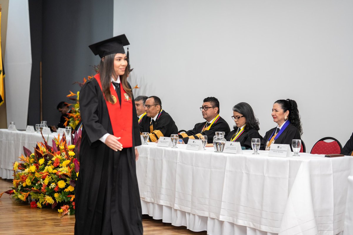 uni_cartagena's tweet photo. Galería de fotos #Grados2025 https://t.co/IUUmwXM0uH
