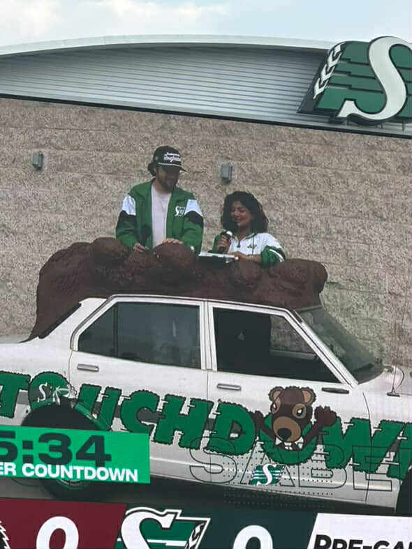 markjohnstonfm's tweet image. It was good to be back at Mosaic Stadium last night! We'll see you again on June 28th! #GoRiders