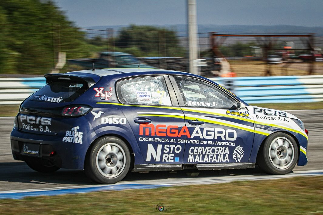 🗣️ [#AHORA] - Rodrigo Aramendía: "Es un dato objetivo de la realidad, ahora hay modelos que son difíciles de correr. Ves el reglamento y cada auto tiene su altura, kilaje, etc. En mis años anteriores era parejo y había más candidatos al título"

💻📱 youtube.com/live/3sbPorIKv…
