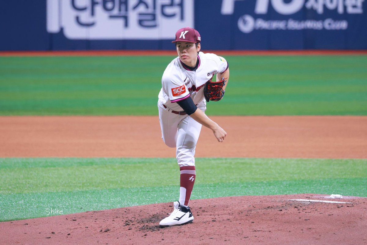 250429 vs 롯데

시즌 7번째 선발 경기⚾️

#timeto_start
#timeto_shine 
#키움히어로즈 #김윤하