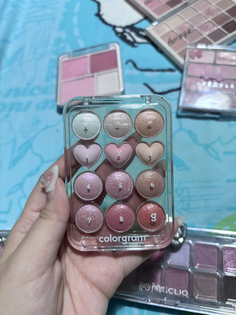 MewTyp1's tweet photo. ฮาโหลมาปล่อยเครื่องสำอางค์กันค่า ค่าส่งเหมา25บาท 💞
ตอบไลน์ไวกว่า Id:Mewxoxo1231
#dasique #WAKEMAKE #judydoll #ปล่อยมือสอง #เครื่องสำอางค์ #ราคาถูก #มือ2 #ปล่อยของ #ปล่อยคสอ #ถูกมาก https://t.co/oP6ZJ3kwXZ
