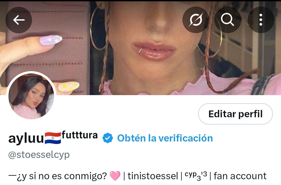 me volví a cambiar el layout jsjssj