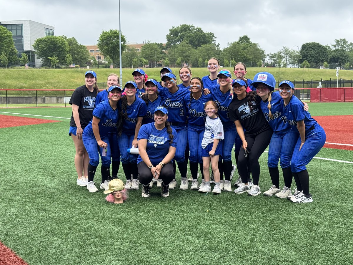 TEAM READY 😤
🚨🥎 STATE SEMIFINAL
FOLLOW HERE FOR UPDATES!