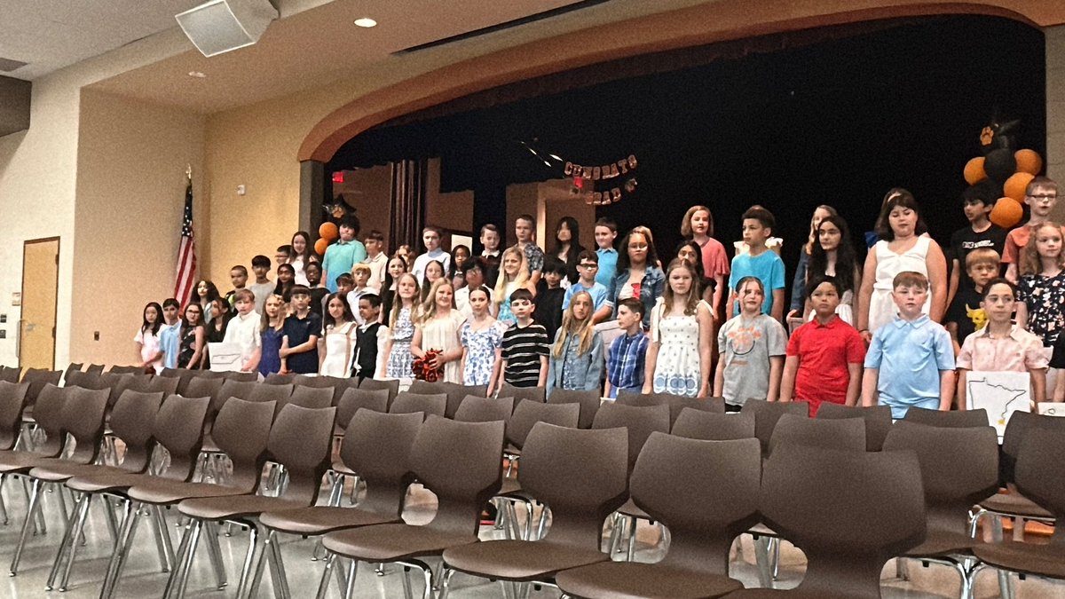 Lingle Avenue Elementary School (@lingleaveelem) on Twitter photo Congratulations to our Lingle class of 2025 and <a href="/PalmyraSchools/">Palmyra Area SD</a> class of 2032! 🐾🙌🏻🎉. Best wishes in Middle School! Congratulations to our Lingle class of 2025 and <a href="/PalmyraSchools/">Palmyra Area SD</a> class of 2032! 🐾🙌🏻🎉. Best wishes in Middle School!