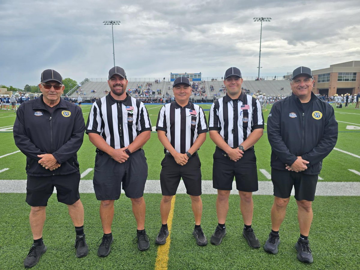 DIAA_Delaware's tweet image. 🏅 Thank You, Officials! 🏅

DIAA State Championships would not be possible without the dedication of our officials. Your time, expertise, passion and commitment to high school athletics are essential to the student-athlete experience. We appreciate everything you do—on and off…