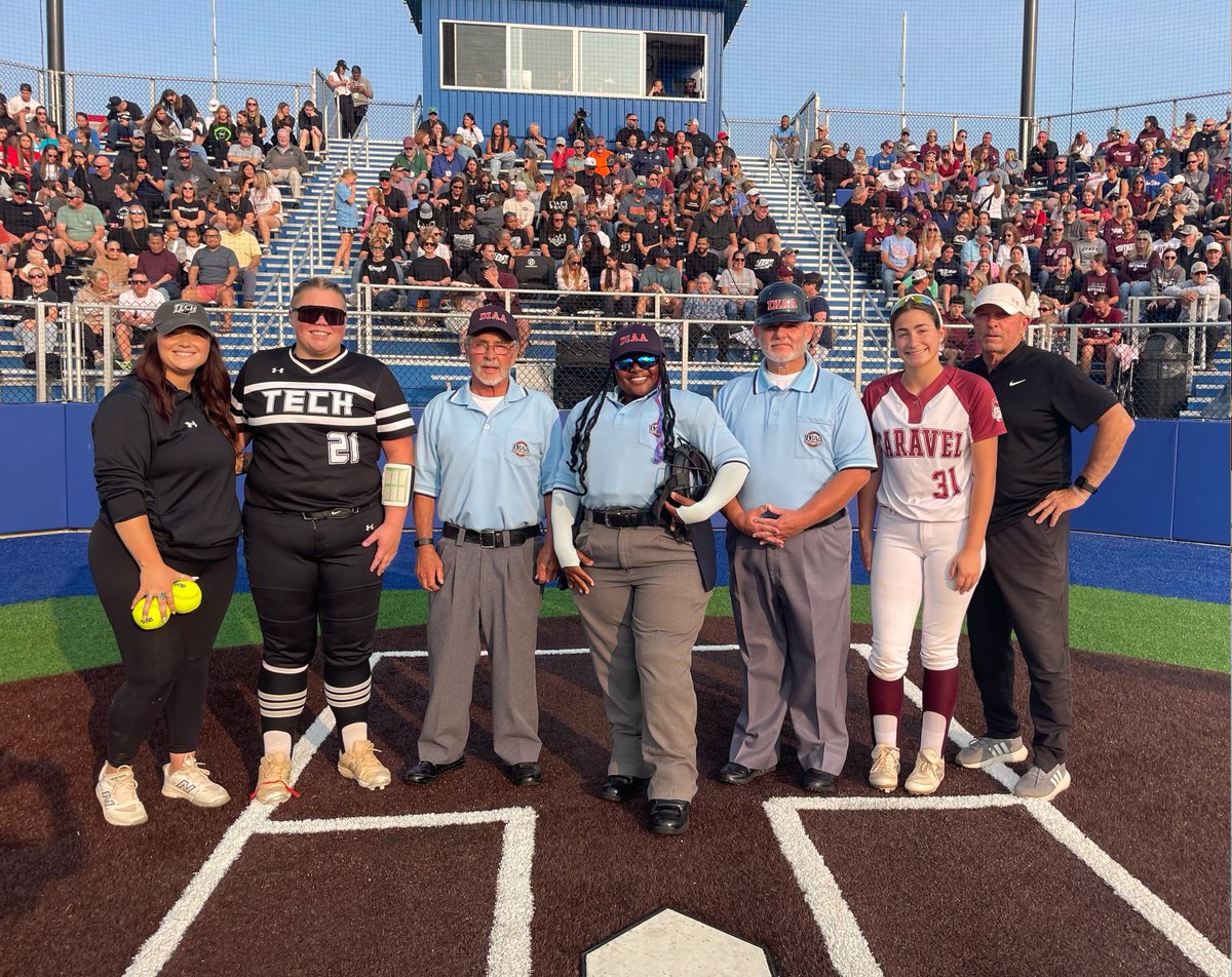 DIAA_Delaware's tweet image. 🏅 Thank You, Officials! 🏅

DIAA State Championships would not be possible without the dedication of our officials. Your time, expertise, passion and commitment to high school athletics are essential to the student-athlete experience. We appreciate everything you do—on and off…