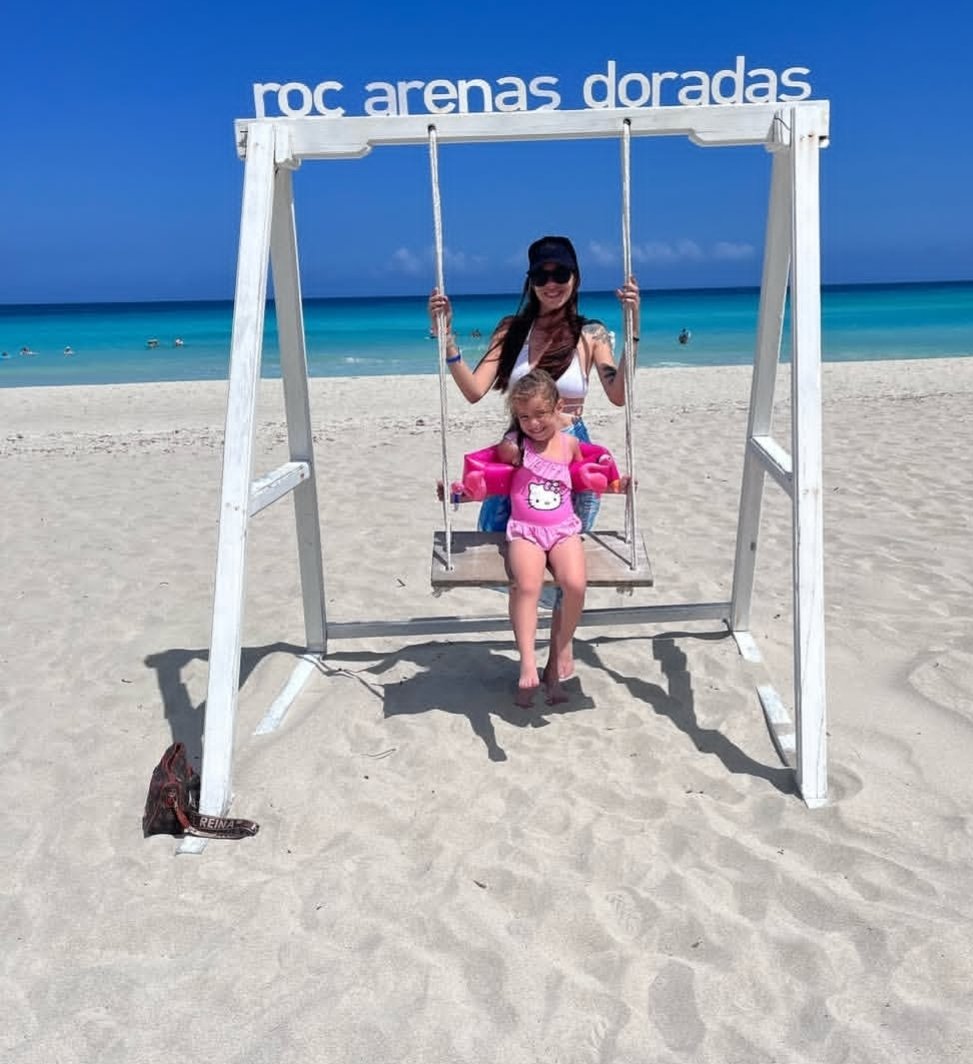 Happy clients 😍😍😍

📍Roc Arenas Doradas, Varadero Highway, km 12.

#RocArenasDoradas #RocHotels #RocHotelsCuba #Varadero #hotels #Varaderobeach #sunandbeach