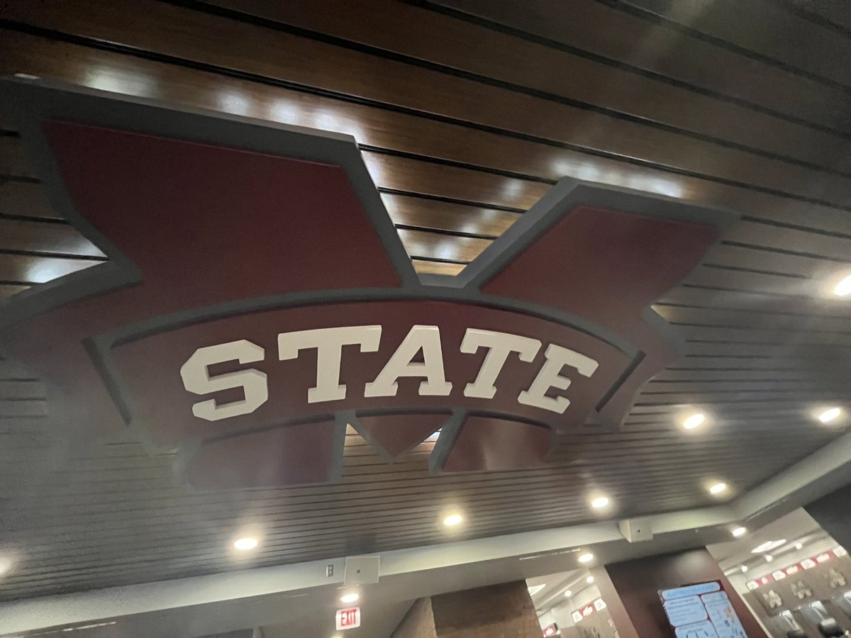 Amare Rogers (@amareroger61957) on Twitter photo Had a great camp and tour at Mississippi state Pleasure being apart of it
Thank you-
<a href="/Coach_Leb/">Jeff Lebby</a>
<a href="/Lee_Wilbanks/">Coach_Lee_Wilbanks</a>
<a href="/JameyDubose/">Jamey DuBose</a>
<a href="/daviddainsworth/">David Ainsworth</a>
<a href="/BiloxiFB/">Biloxi High Football</a>
<a href="/ethompson40/">E. Thompson Jr.</a>
#HailState Had a great camp and tour at Mississippi state Pleasure being apart of it
Thank you-
<a href="/Coach_Leb/">Jeff Lebby</a>
<a href="/Lee_Wilbanks/">Coach_Lee_Wilbanks</a>
<a href="/JameyDubose/">Jamey DuBose</a>
<a href="/daviddainsworth/">David Ainsworth</a>
<a href="/BiloxiFB/">Biloxi High Football</a>
<a href="/ethompson40/">E. Thompson Jr.</a>
#HailState