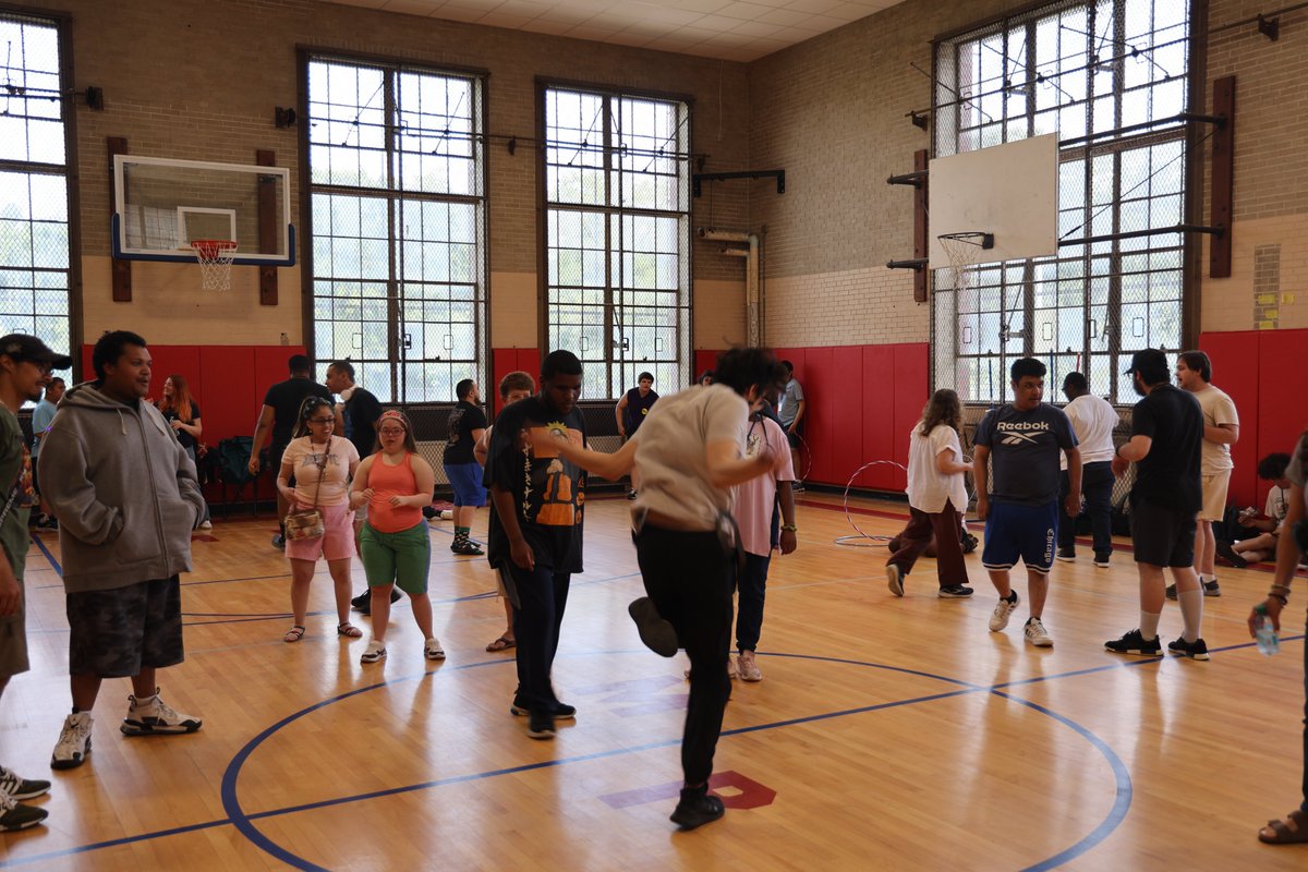 pvdschools's tweet image. Huge thanks to the volunteers, support staff, and Vocational Transition Team who made the day so special. And a big shoutout to Superintendent Montañez for joining the fun—our students were moving, laughing, and shining all day long! #PPSDProud #ECS #TransitionSuccess