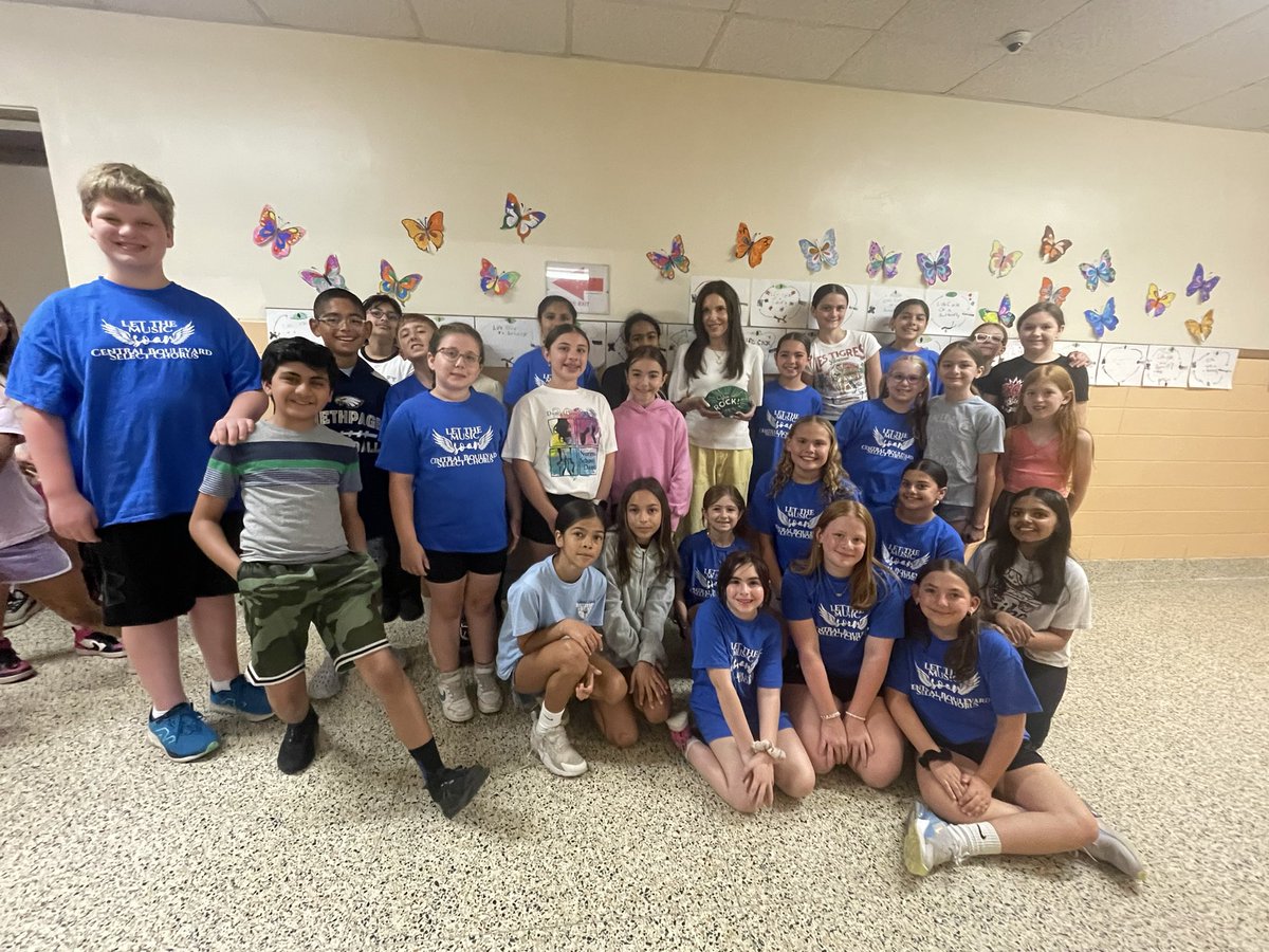 Congratulations to our You Rock winner Mrs. Geller voted for by our CBS students!  Thank you Energy Bus Student Committee for their support!