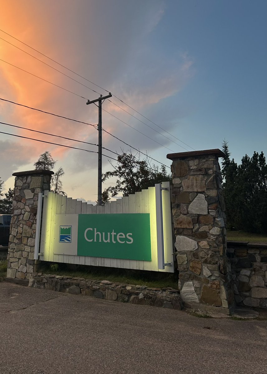 Weekend plans still up in the air? 👀
Chutes Provincial Park has available campsites for this weekend!⛺
Come see the waterfall, explore the trail, and enjoy a peaceful camping experience in nature.
#ChutesProvincialPark #OntarioParksNE #WeekendAway