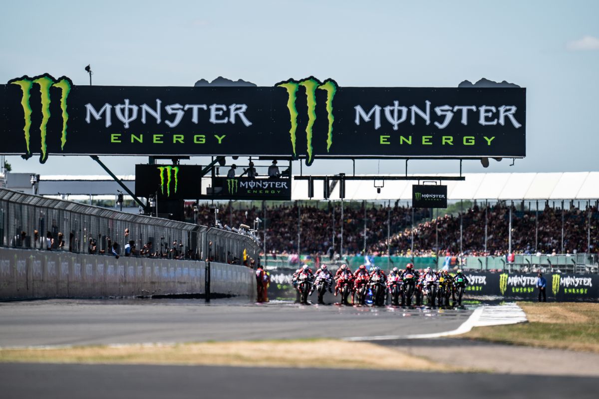 ¡Vuelve la adrenalina a MotorLand! Este finde disfruta del MotoGP de Aragón. Prepárate para velocidad, emoción y mucha pasión sobre el asfalto 🏍️​🏁