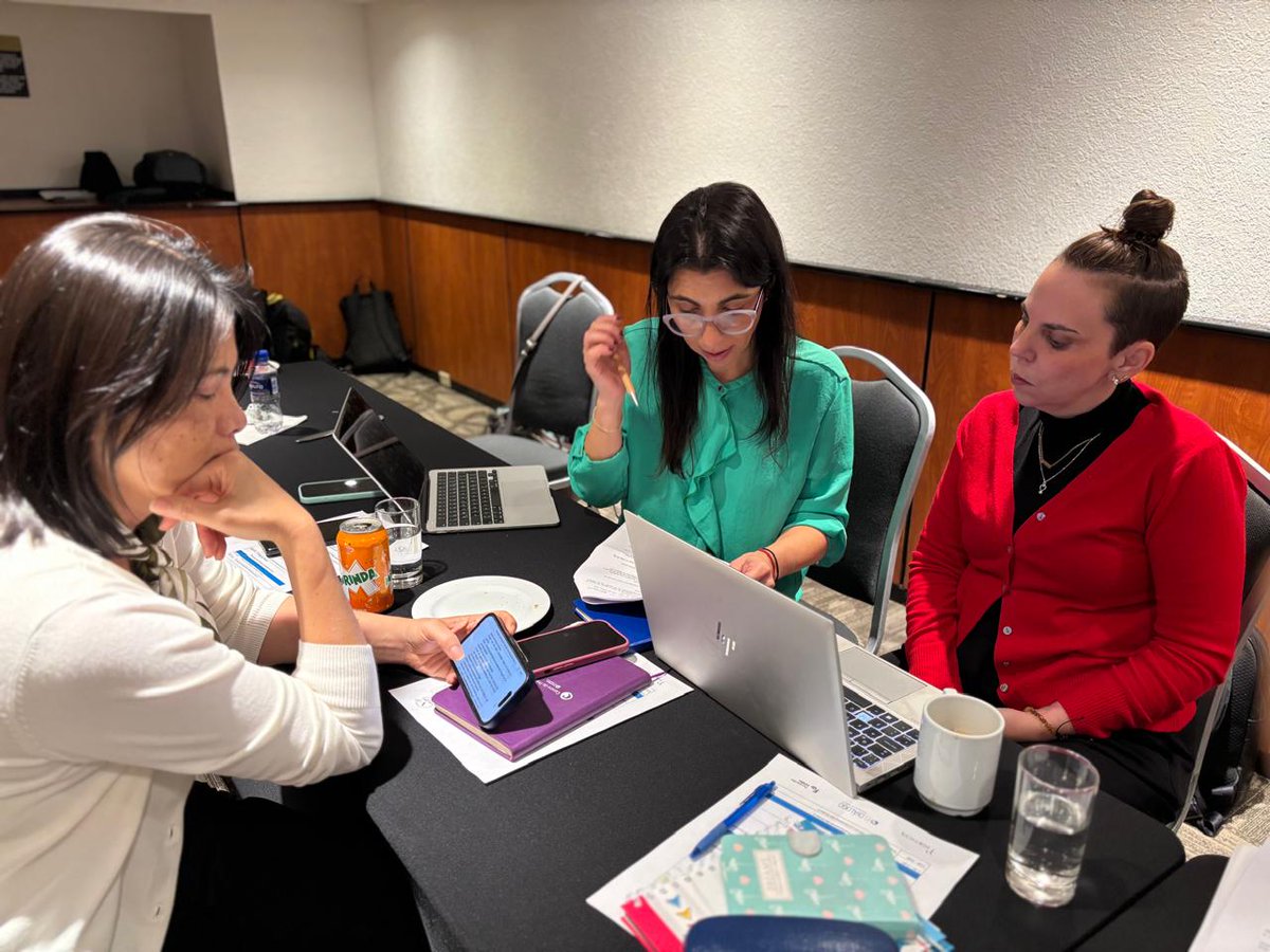 Las organizaciones miembros de #SomosCrianza, se reunieron este 5 y 6 de junio, en Ciudad de México, en un espacio de trabajo colaborativo para fortalecer la gobernanza y sostenibilidad de esta red latinoamericana comprometida con la #PrimeraInfancia

📎 bit.ly/4jFnuqa