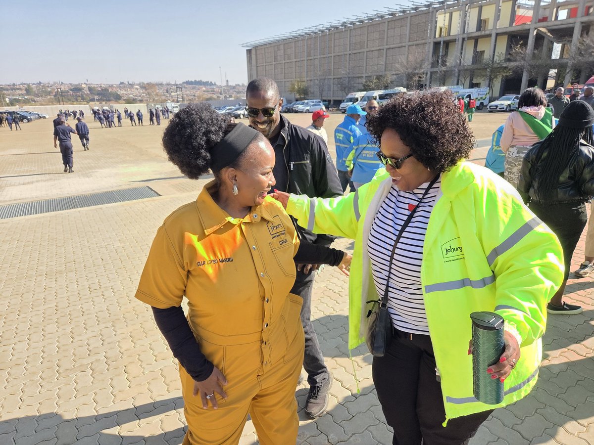 Loyiso_Masuku's tweet photo. [IN PICTURES]: 

Today, led by the Deputy President Paul Mashatile all three spheres of government and stakeholders gathered at the Walter Sisulu Square of Dedication in Kliptown, Soweto to launch the #CleanCitiesCampaign https://t.co/cdq2OvbIqD