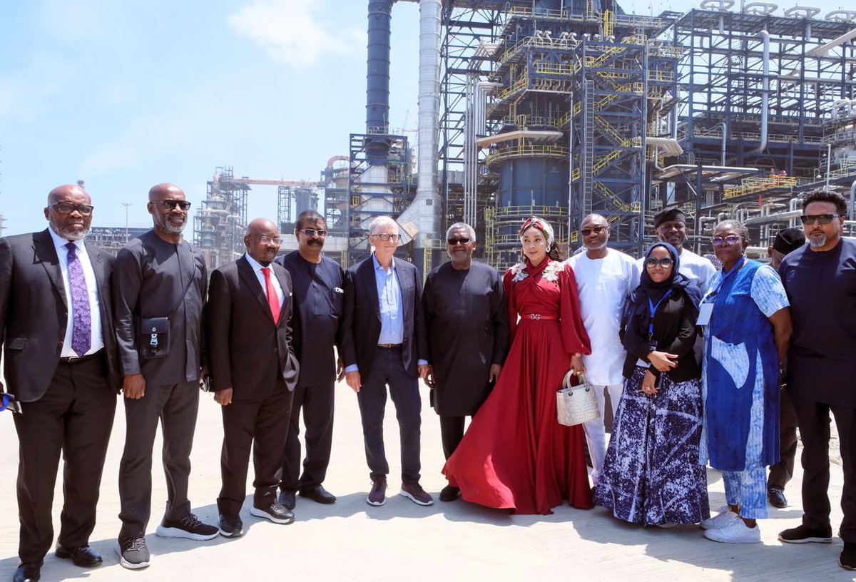 cecilhammond's tweet image. Great Men @AlikoDangote @realFemiOtedola @BillGates #DangoteRefinery