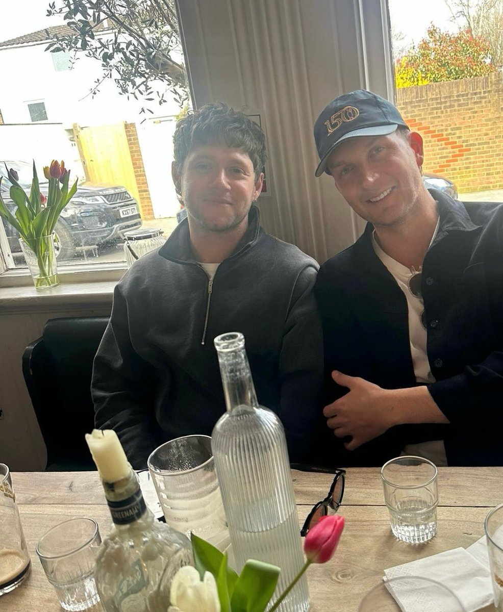 NiallHColombia2's tweet image. 📸|| Niall vía Instagram post (2)

Qkxks 😍✨