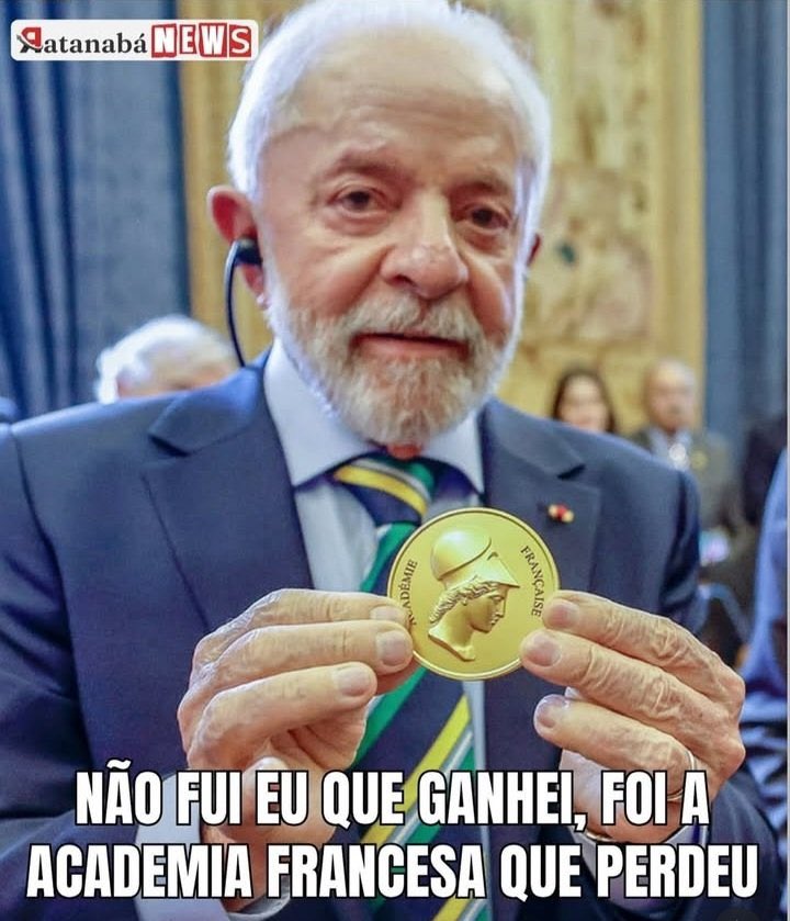 Bom dia Sadi. 
Vamos postar essa foto UM MILHÃO DE VEZES? Se a grande imprensa boicota o sucesso de Lula, é nosso dever mostrar para o Brasil e o mundo. 
LULA GIGANTE
LULA ESTADISTA