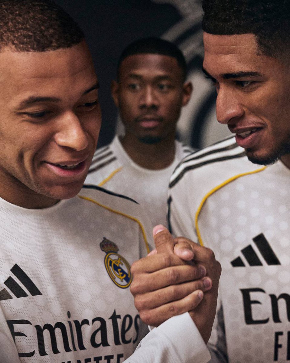 FocusFMSports's tweet photo. Real Madrid’s 2025/26 home kits 🤩#realmadrid #focusfmsports https://t.co/k7sjOPgvDe