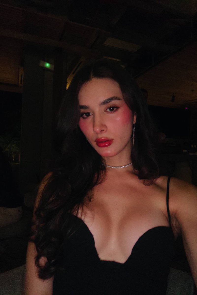 VictoriaAngelT's tweet photo. If you had one night with me, how would it go? https://t.co/CPybRrMUV8