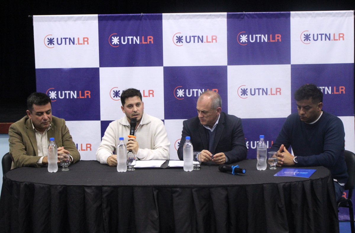 EdelarSAU's tweet image. 🔌🤝Edelar y UTN fortalecen la formación en energía eléctrica.

✅Firmamos un convenio de cooperación con la Facultad Regional La Rioja de la UTN para potenciar la formación técnica, la investigación y la innovación en energía eléctrica.

#Edelar #larioja #UTN