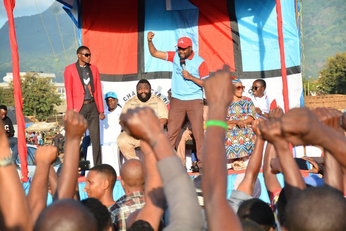 Kaimu Katibu Mkuu Mhe. <a href="/jjmnyika/">MNYIKA John John</a> akizungumza na wananchi wa Morogoro Mjini leo, June 6, 2025, ikiwa ni mwendelezo wa operesheni #NoReformsNoElection.