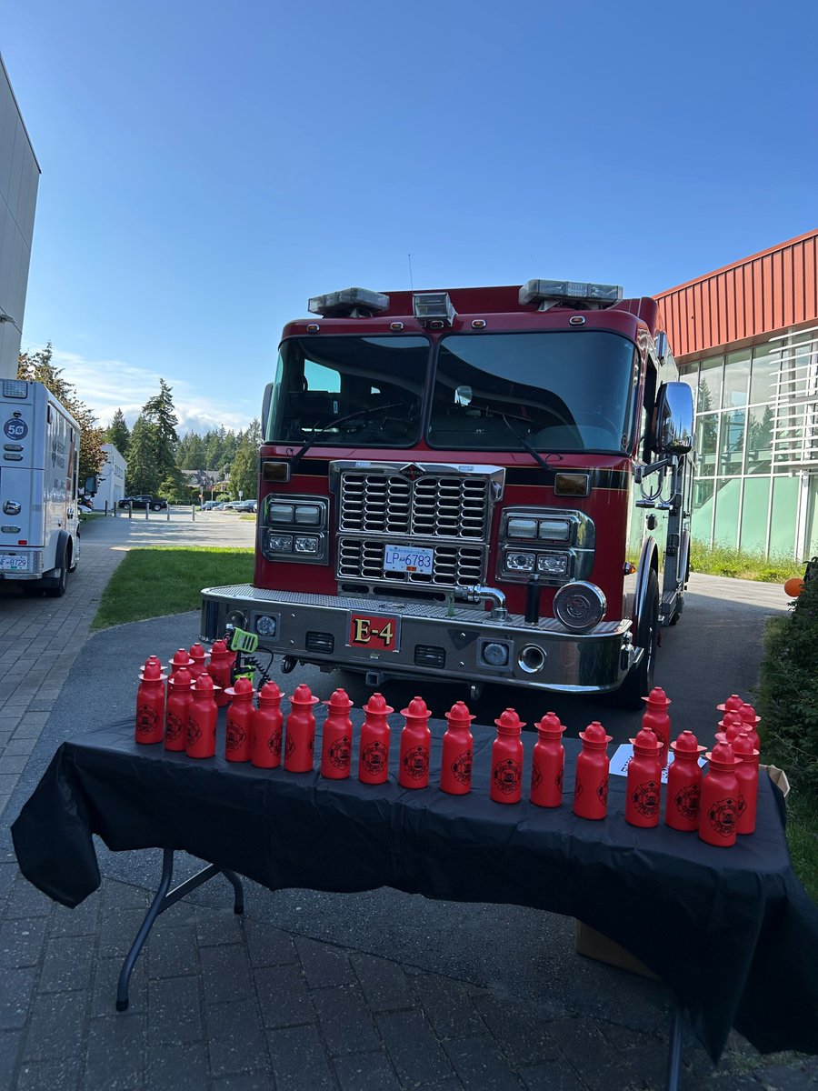 PortMoodyFireRescue (@portmoodyfr) on Twitter photo Big thanks to <a href="/sd43bc/">School District 43</a> for inviting us to their trades career fair! ๐๐ช
Always exciting to see young minds exploring their future professions. Big thanks to <a href="/sd43bc/">School District 43</a> for inviting us to their trades career fair! ๐๐ช
Always exciting to see young minds exploring their future professions.