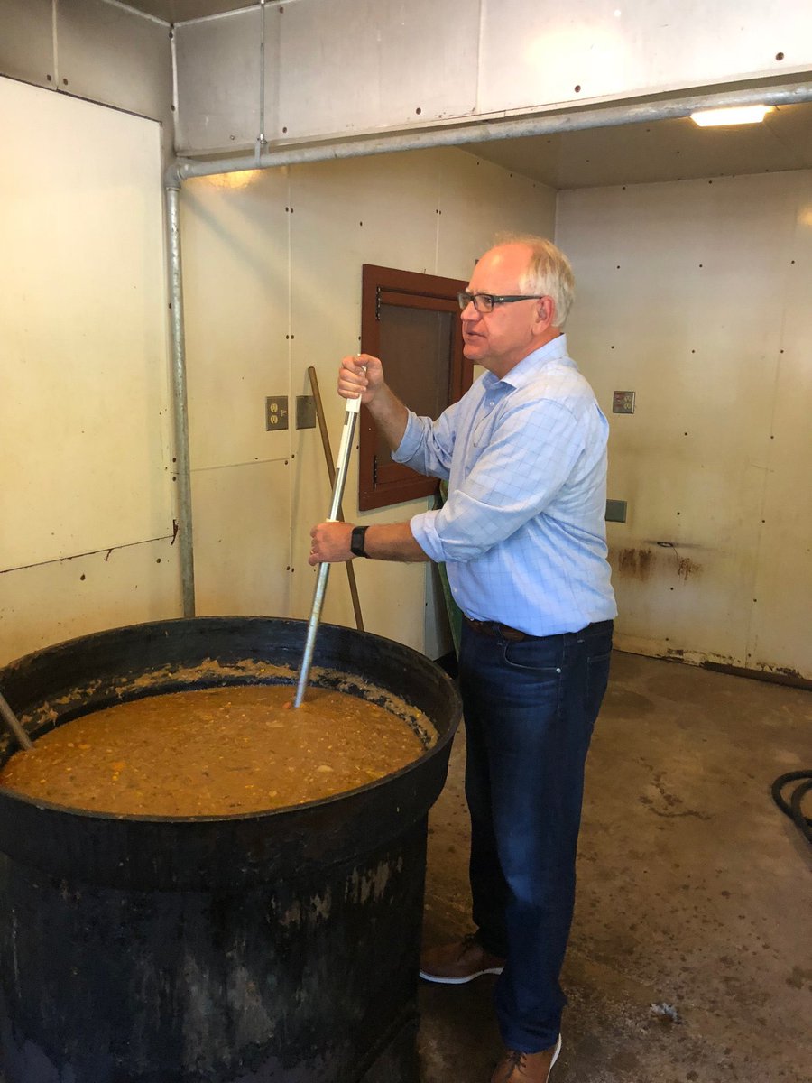 me stirring poop for my constituency