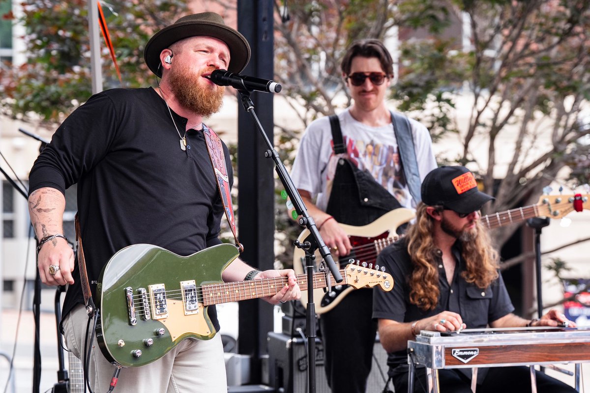 bmi's tweet photo. Day 1 of @theryman and BMI Block Party was one for the books with #JoshWeathers, @GraceTylerMusic, #WynnWilliams and @tylerbradenmusic! πΆπ #BMINashville https://t.co/dUgwXjzlrb