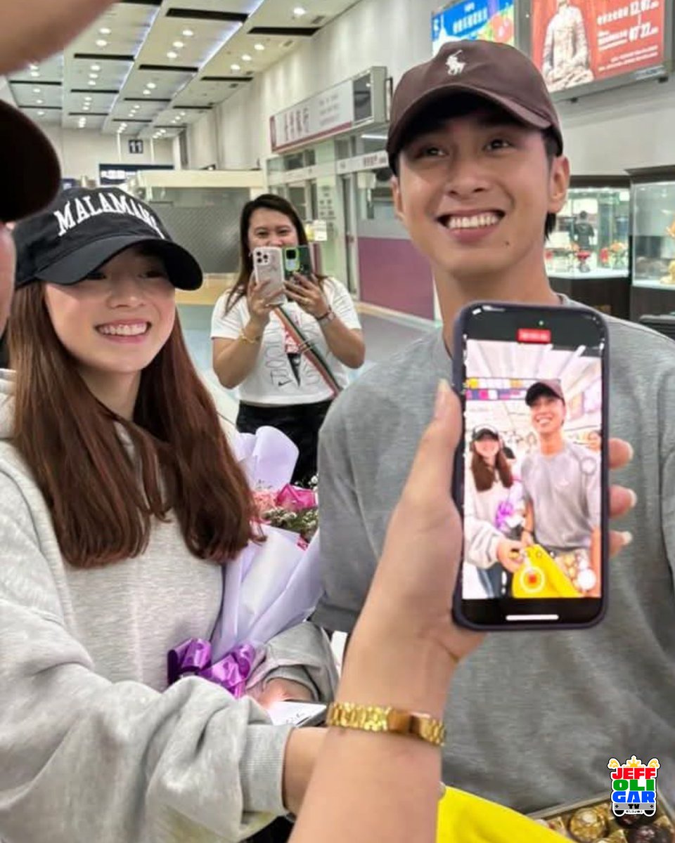 JMFYANG SA TAIWAN

All set  na ang Kapamilya rising stars na sina <a href="/jmdibarra_/">JM Ibarra</a> at <a href="/imsofiasmith/">Fyang Smith ✨</a> o ang #JMFyang para sa #TFCHappyHour ngayong Linggo, June 8 sa Fongshan Stadium sa Kaohsiung, Taiwan.

📸 TFC / <a href="/RouisSanAndres/">RFSA</a>
